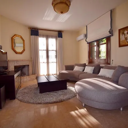 3 Bedroom Diyala With Private Pool And Sea Views Aphrodite Hills Villa Kouklia
