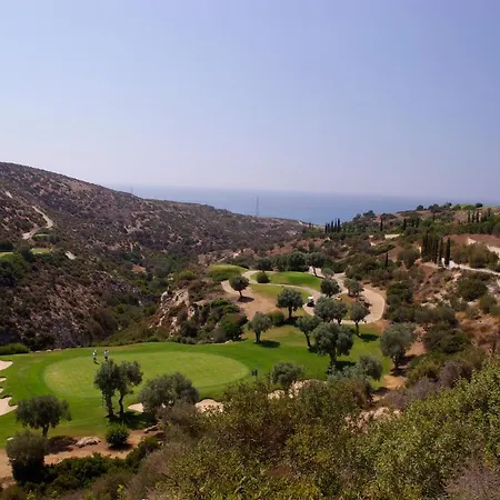 3 Bedroom Diyala With Private Pool And Sea Views Aphrodite Hills