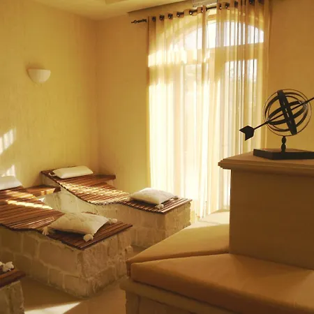 3 Bedroom Diyala With Private Pool And Sea Views Aphrodite Hills Villa