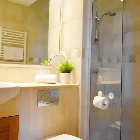 3 Bedroom Diyala With Private Pool And Sea Views Aphrodite Hills Kouklia